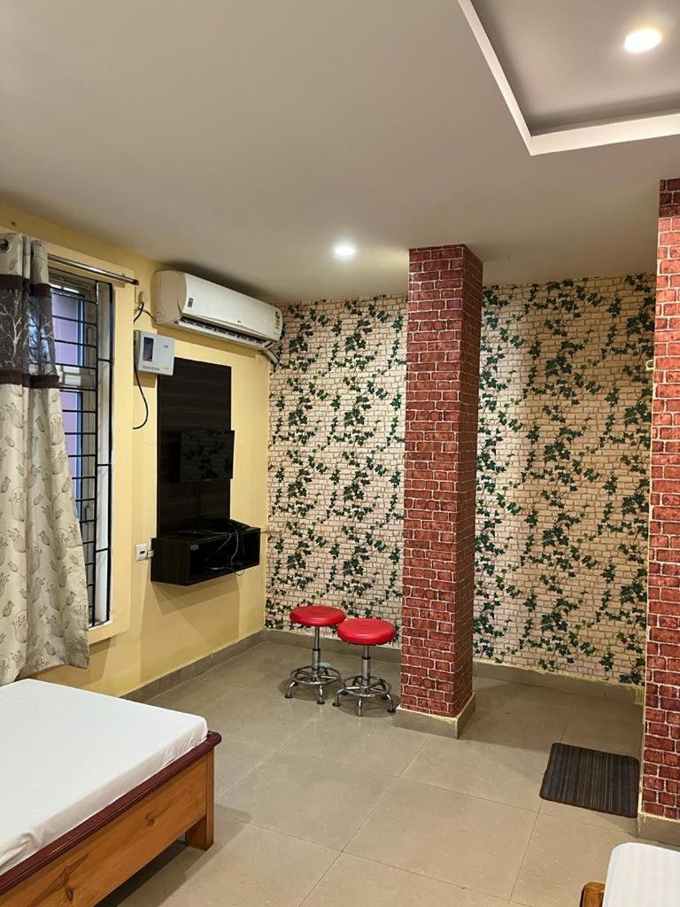 Hotel Hk Residency Guwahati Esterno foto